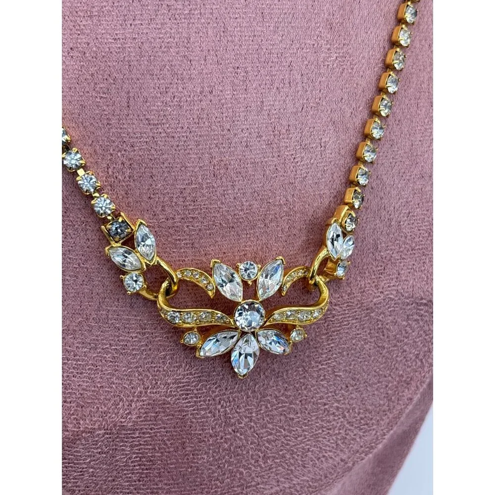 Crown Trifari Vintage Gold Tone Rhinestone 17” Necklace Signed